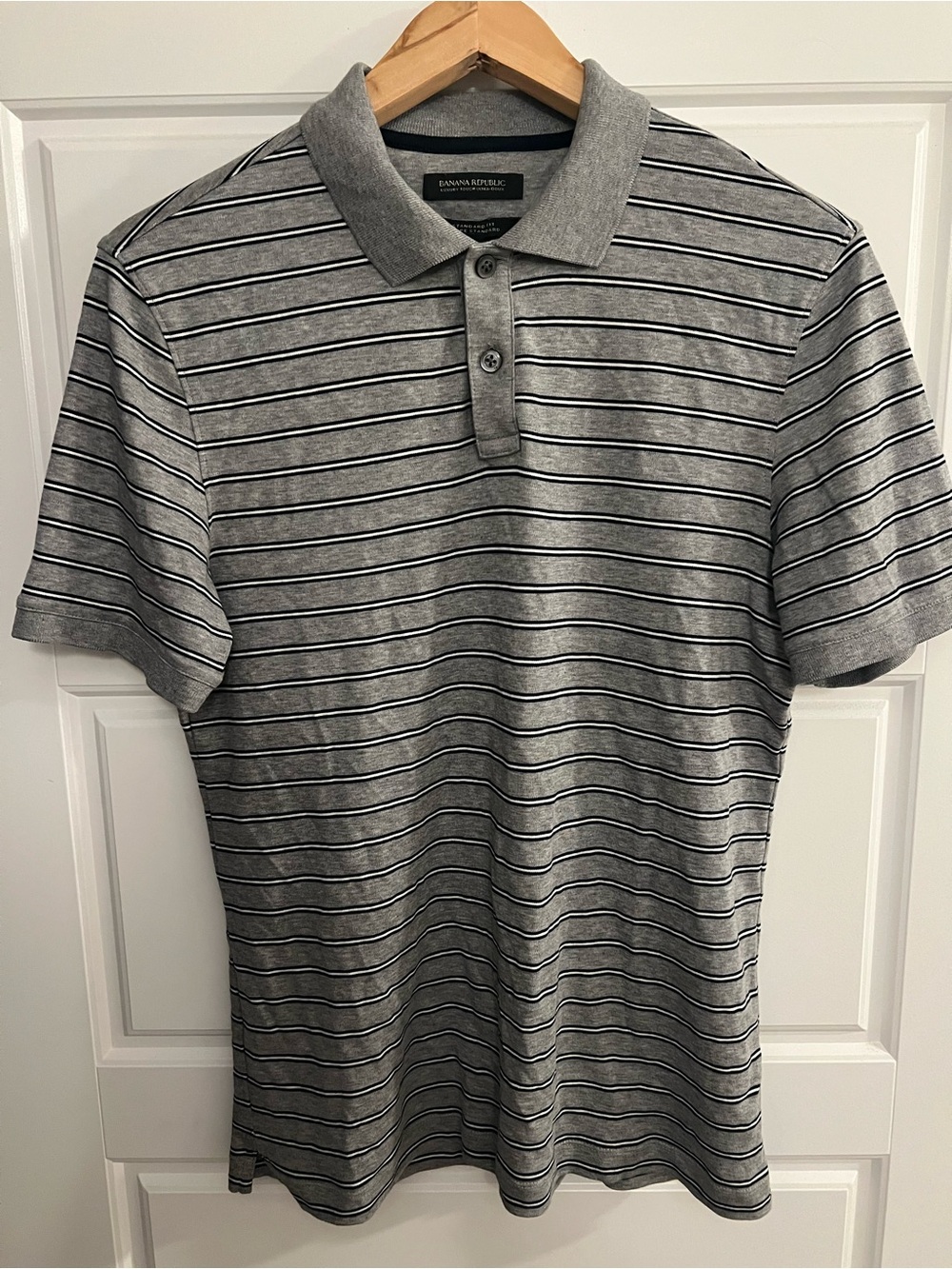 BANANA REPUBLIC MENS POLO